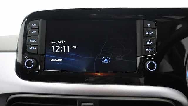 Hyundai i10 1.2 Premium Hatchback 5dr Petrol Auto Euro 6 (s/s) (79 ps)