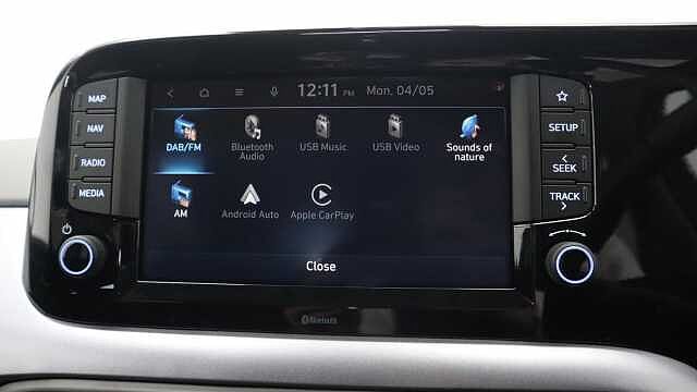 Hyundai i10 1.2 Premium Hatchback 5dr Petrol Auto Euro 6 (s/s) (79 ps)