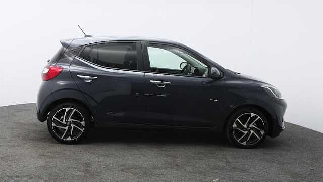 Hyundai i10 1.2 Premium Hatchback 5dr Petrol Auto Euro 6 (s/s) (79 ps)