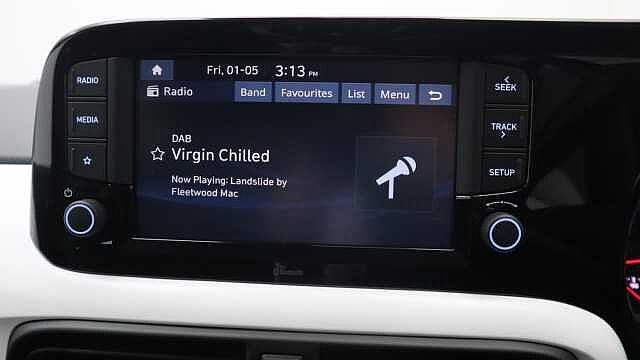 Hyundai i10 1.2 Premium Hatchback 5dr Petrol Manual Euro 6 (s/s) (84 ps)