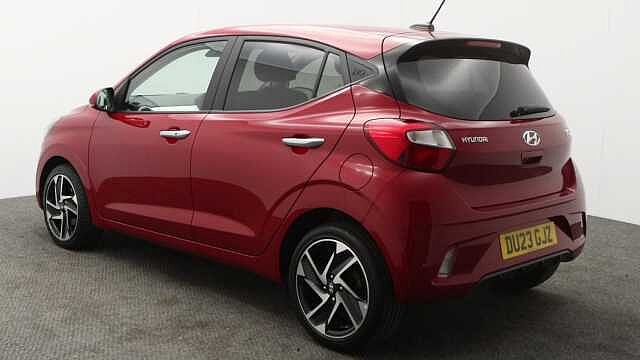 Hyundai i10 1.2 Premium Hatchback 5dr Petrol Manual Euro 6 (s/s) (84 ps)