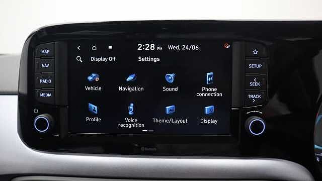 Hyundai i10 1.2 Premium Hatchback 5dr Petrol Auto Euro 6 (s/s) (79 ps)