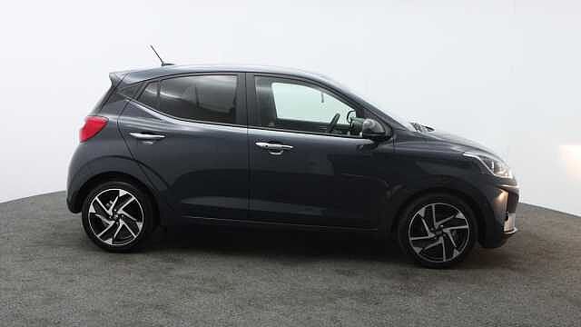 Hyundai i10 1.2 Premium Hatchback 5dr Petrol Auto Euro 6 (s/s) (79 ps)