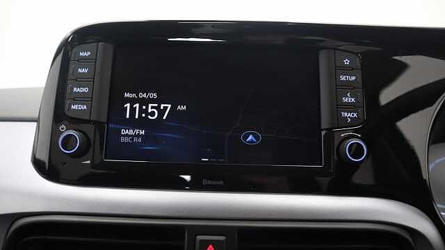 Hyundai i10 1.2 Premium Hatchback 5dr Petrol Auto Euro 6 (s/s) (79 ps)