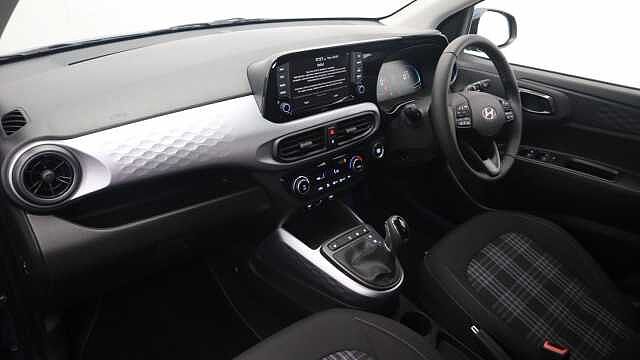 Hyundai i10 1.2 Premium Hatchback 5dr Petrol Auto Euro 6 (s/s) (79 ps)