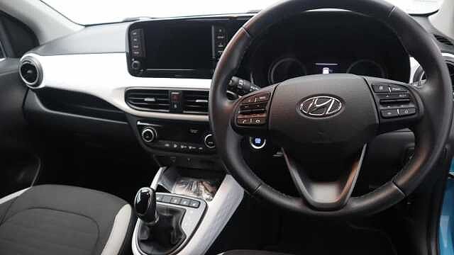 Hyundai i10 1.2 Premium Hatchback 5dr Petrol Auto Euro 6 (s/s) (84 ps)