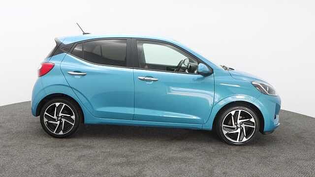 Hyundai i10 1.2 Premium Hatchback 5dr Petrol Auto Euro 6 (s/s) (84 ps)