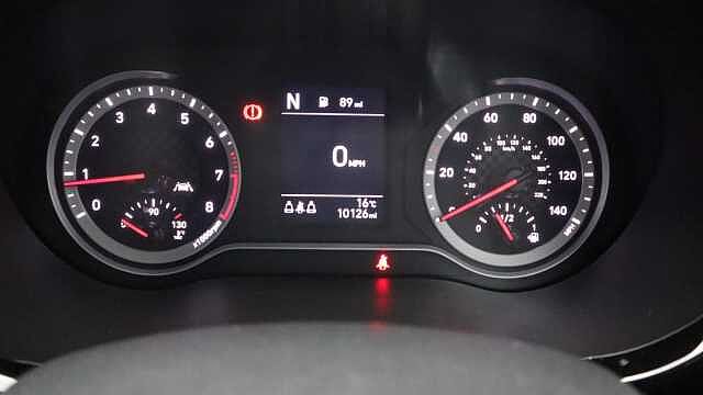 Hyundai i10 1.2 Premium Hatchback 5dr Petrol Auto Euro 6 (s/s) (84 ps)