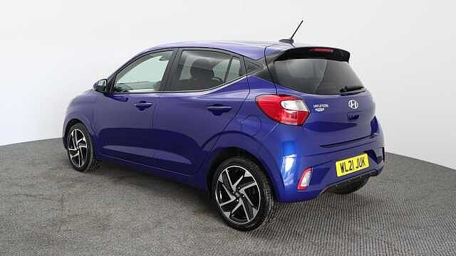 Hyundai i10 1.2 Premium Hatchback 5dr Petrol Auto Euro 6 (s/s) (84 ps)