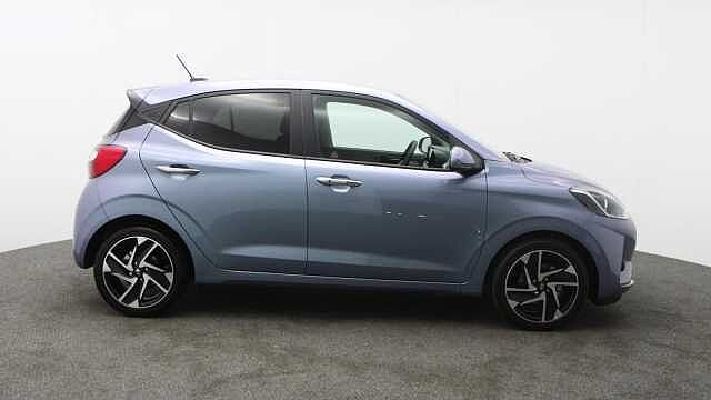 Hyundai i10 1.2 Premium Hatchback 5dr Petrol Auto Euro 6 (s/s) (79 ps)
