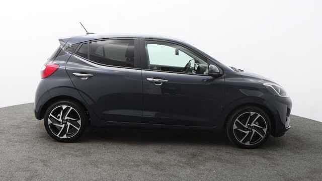 Hyundai i10 1.2 Premium Hatchback 5dr Petrol Auto Euro 6 (s/s) (79 ps)