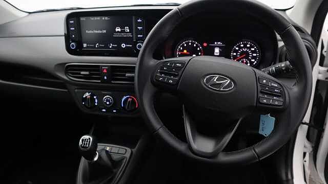 Hyundai i10 1.0 SE Connect Hatchback 5dr Petrol Manual Euro 6 (s/s) (67 ps)
