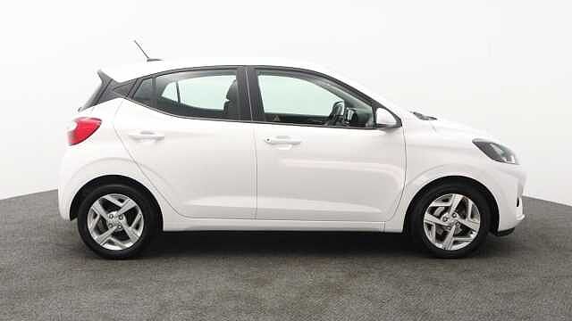 Hyundai i10 1.0 SE Connect Hatchback 5dr Petrol Manual Euro 6 (s/s) (67 ps)