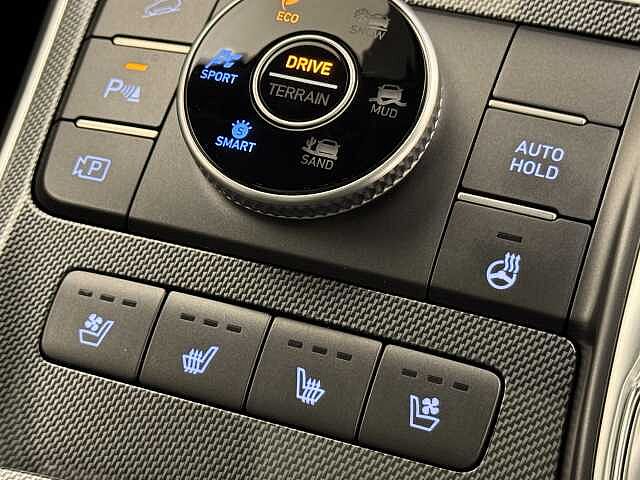 Hyundai SANTA FE 1.6 TGDi Hybrid Ultimate 5dr 4WD Auto Green