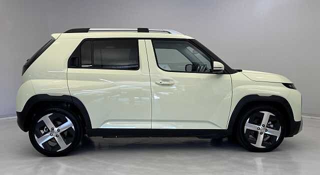 Hyundai INSTER 85kW 02 49kWh 5dr Auto Beige