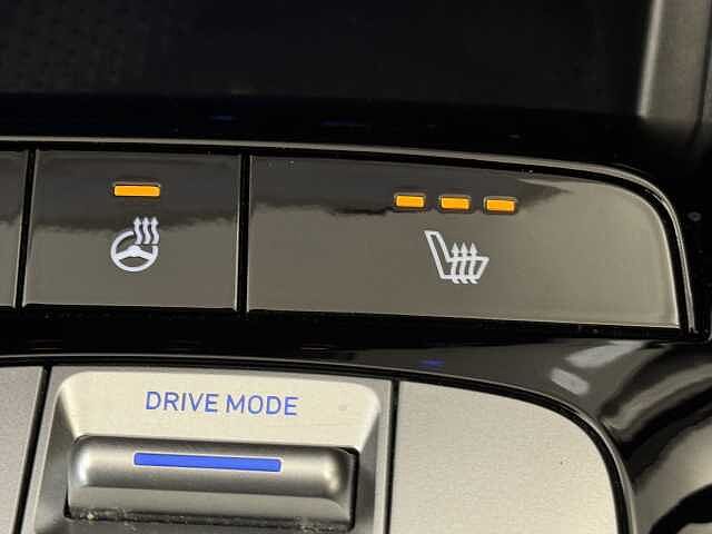 Hyundai TUCSON 1.6 TGDi Hybrid 230 Premium 5dr 2WD Auto Red