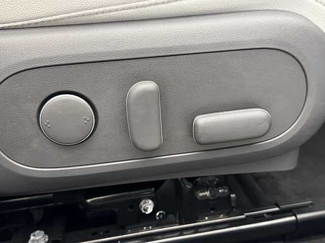 Hyundai KONA 160kW Ultimate 65kWh 5dr Auto White