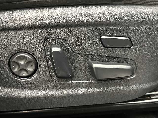 Hyundai SANTA FE 1.6 TGDi Hybrid Ultimate 5dr 4WD Auto Brown