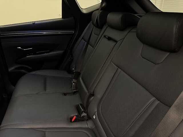 Hyundai TUCSON 1.6 TGDi Hybrid 230 Ultimate 5dr 2WD Auto Red