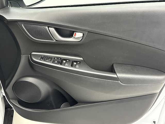 Hyundai KONA 1.0T GDi Play Edition 5dr White