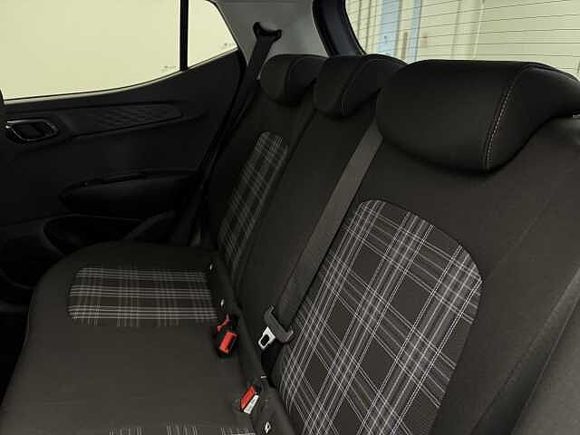 Hyundai i10 1.0 [63] Premium 5dr Auto [Nav]