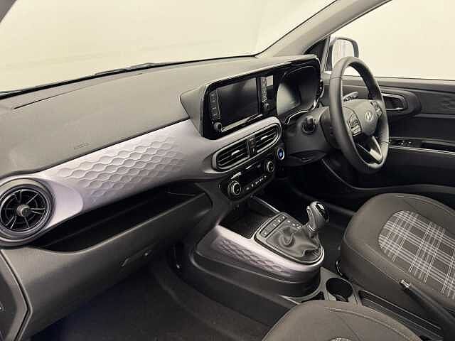 Hyundai i10 1.0 [63] Premium 5dr Auto [Nav]