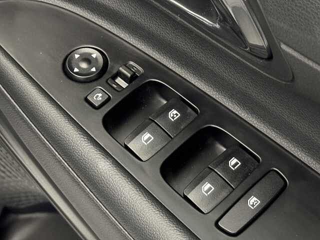 Hyundai I20 1.0T GDi Premium 5dr DCT White