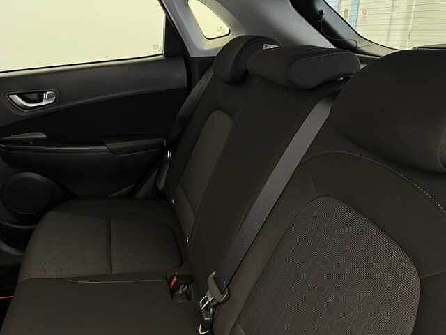 Hyundai KONA 1.6 GDi Hybrid Premium 5dr DCT Black