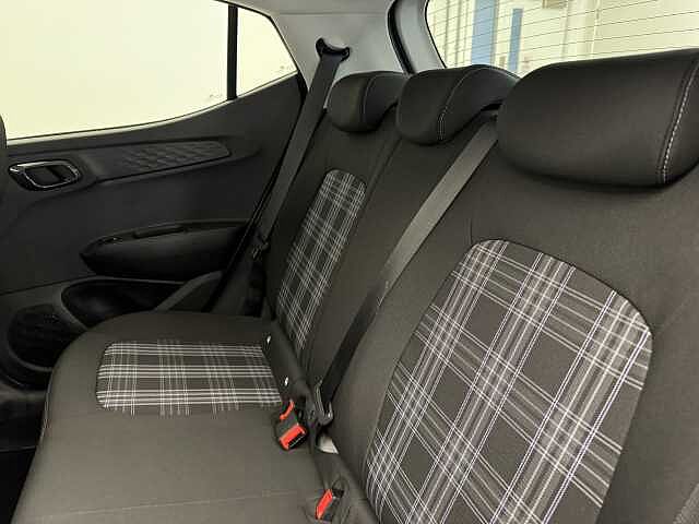 Hyundai i10 1.2 [79] Premium 5dr Auto [Nav]