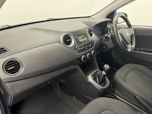Hyundai i10 1.0 SE 5dr