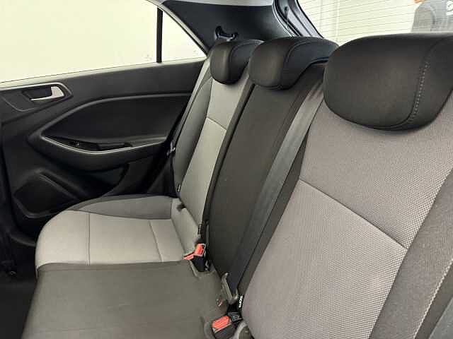 Hyundai i20 1.2 MPi SE 5dr