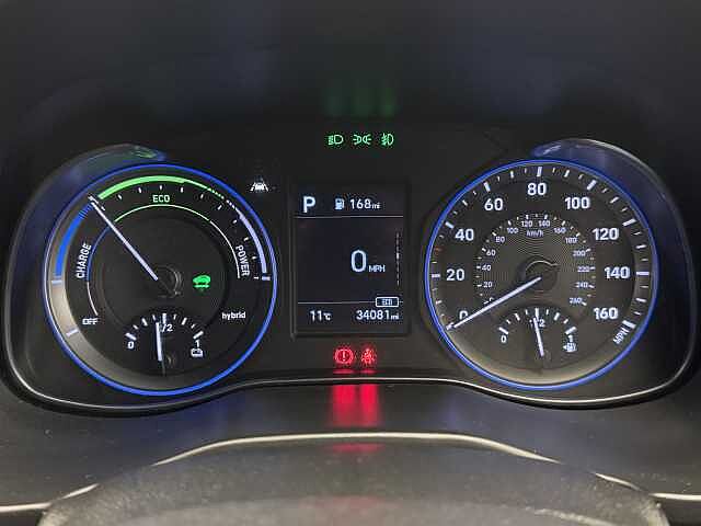 Hyundai KONA 1.6 GDi Hybrid Premium 5dr DCT White