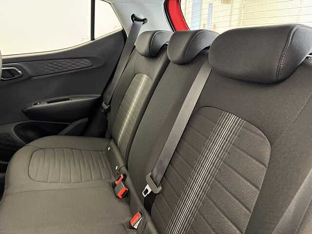 Hyundai i10 1.0 [63] Advance 5dr Auto [Nav]