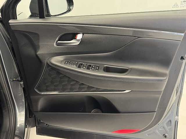 Hyundai Santa Fe 2.2 CRDi Premium 5dr 4WD Auto