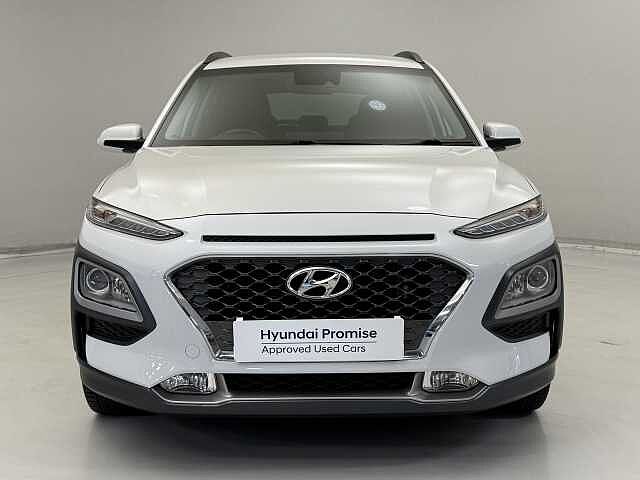 Hyundai KONA 1.6 GDi Hybrid Premium 5dr DCT White