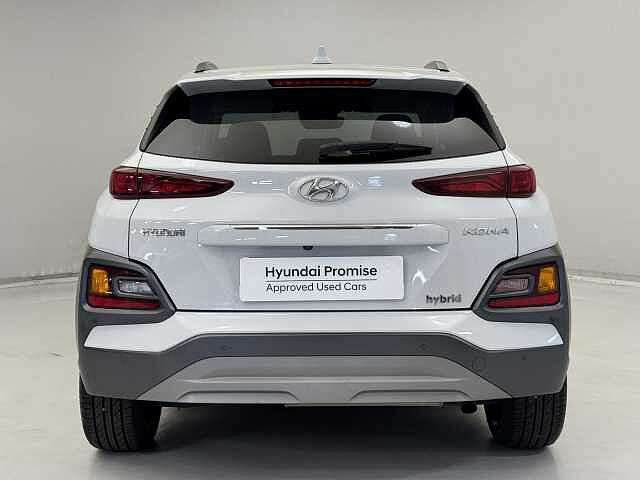 Hyundai KONA 1.6 GDi Hybrid Premium 5dr DCT White