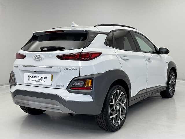 Hyundai KONA 1.6 GDi Hybrid Premium 5dr DCT White