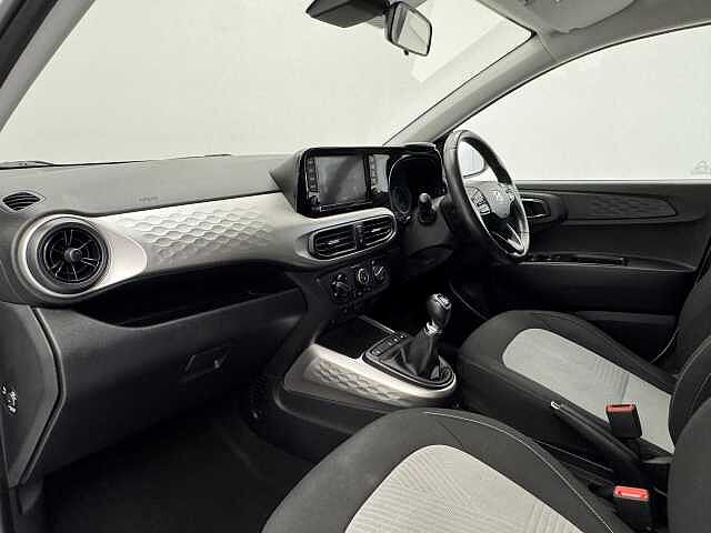 Hyundai I10 1.2 MPi Premium 5dr [Tech Pack] White