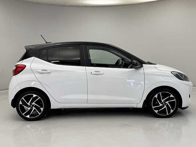 Hyundai I10 1.2 MPi Premium 5dr [Tech Pack] White