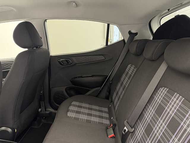 Hyundai I10 1.2 Premium 5dr White
