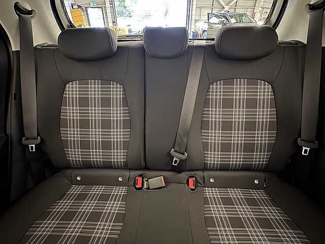 Hyundai i10 1.2 [79] Premium 5dr Auto [Nav]