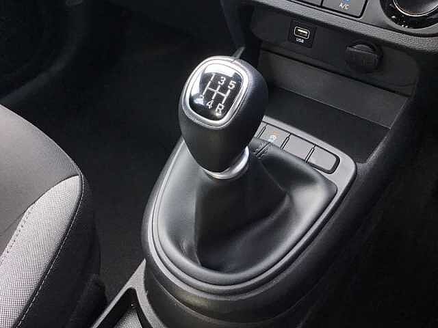 Hyundai i10 1.0 MPi SE Connect 5dr