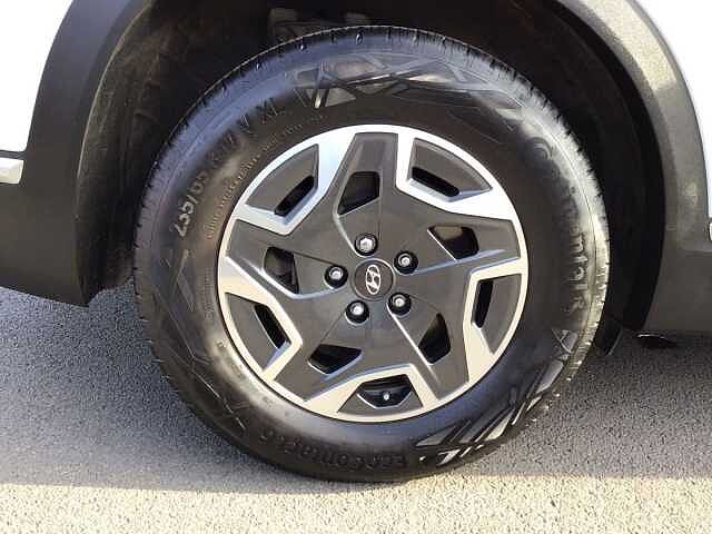 Hyundai SANTA FE 1.6 TGDi Hybrid Premium 5dr Auto White