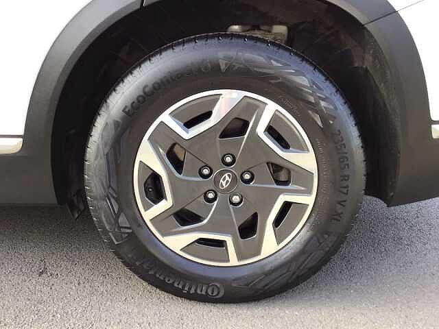 Hyundai SANTA FE 1.6 TGDi Hybrid Premium 5dr Auto White