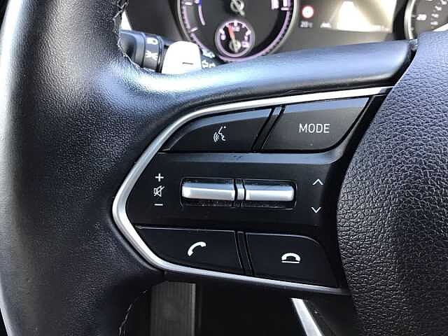 Hyundai SANTA FE 1.6 TGDi Hybrid Premium 5dr Auto White