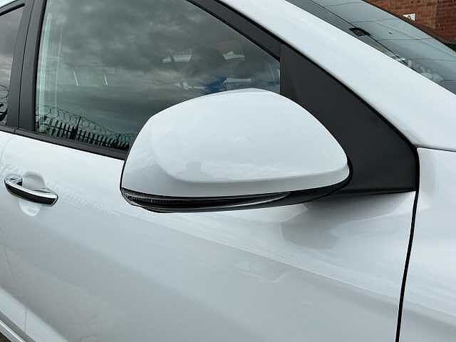 Hyundai i10 1.0 [63] Premium 5dr Auto [Nav]