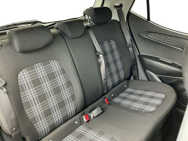 Hyundai i10 1.0 [63] Premium 5dr Auto [Nav]