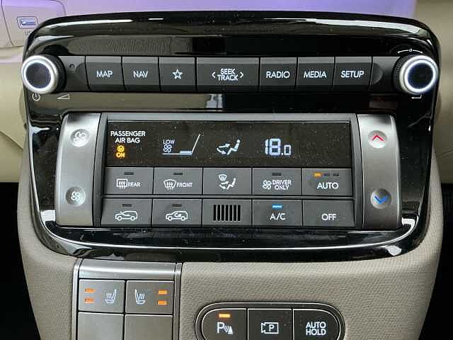 Hyundai INSTER 85kW 02 49kWh 5dr Auto Beige