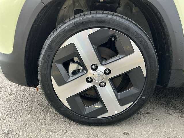 Hyundai INSTER 85kW 02 49kWh 5dr Auto Beige