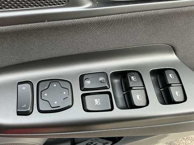 Hyundai KONA 1.0 TGDi 48V MHEV SE Connect 5dr Red